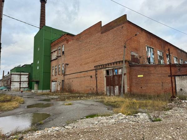 Продажа производственной площадки в Московской области (Запрудня). Площадь помещений 16300 кв.метров, земельный участок 2,5 Га.